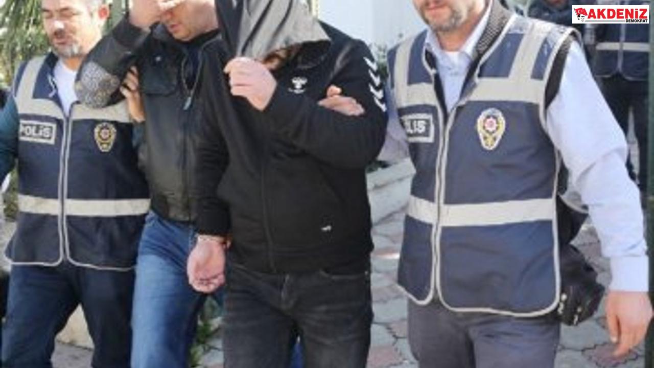 Kiraladıkları otomobili satarken yakalandılar