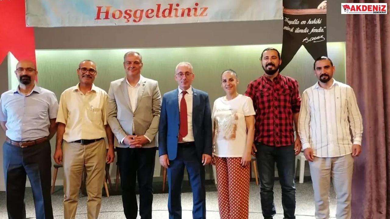 Hürriyetçi Eğitim Sen genel kurulunu yaptı  