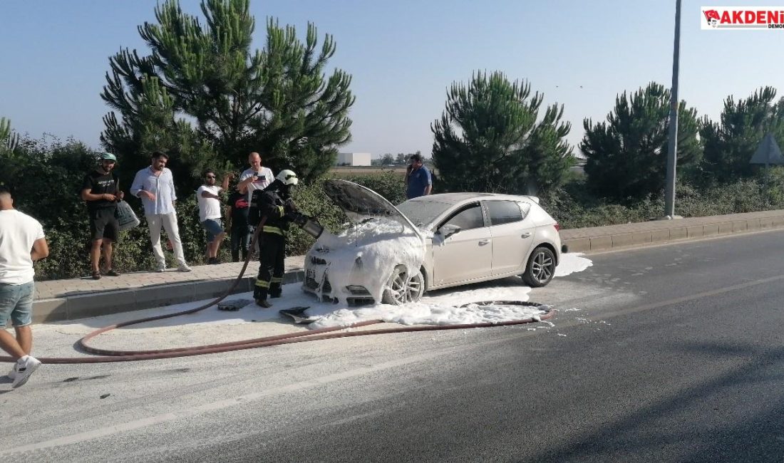 Seyir halindeki araç yandı
